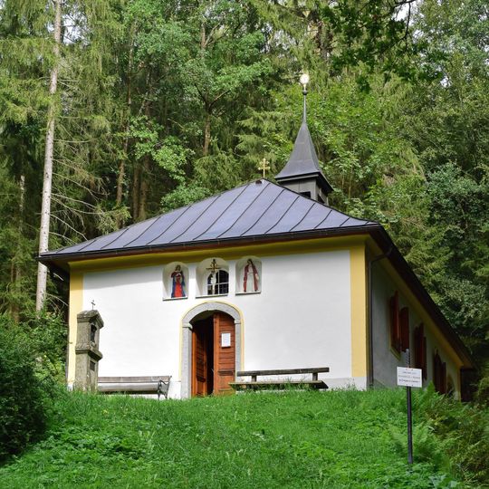 Grubbergkapelle mit Kreuzweg