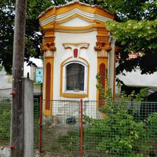 Kaplička s pamětní deskou padlým z 1. světové války v Roudníčku