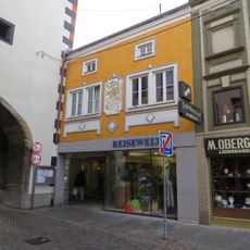 Wohn- und Geschäftshaus