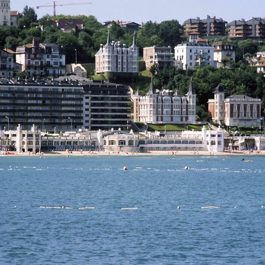 Edificio De La Perla