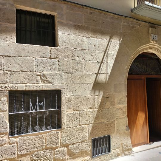 Casa Santa Engracia 27