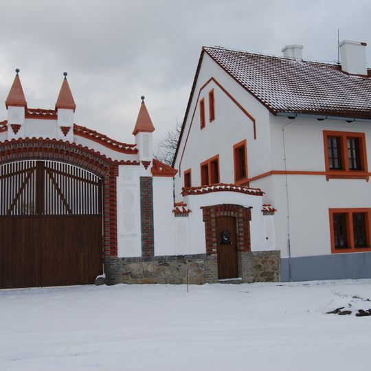 Červený Újezdec Castle