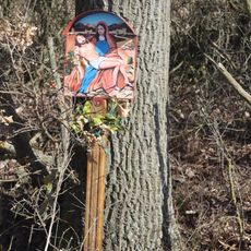 Svatý obrázek u křižovatky cest jižně od Ohrazenic