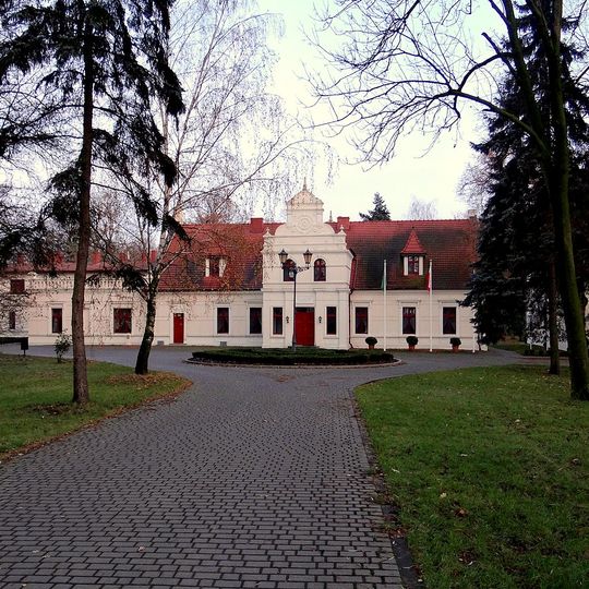 Zespół dworski w Kołudzie Wielkiej