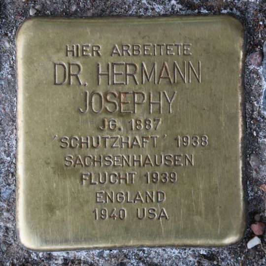 Stolperstein für Dr. Hermann Josephy