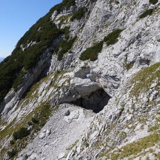 Grubstein-Eishöhle