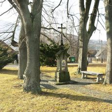 Kříž na rozcestí ve Ferdinandově