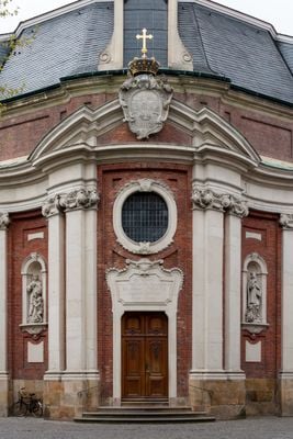 Entrance 3