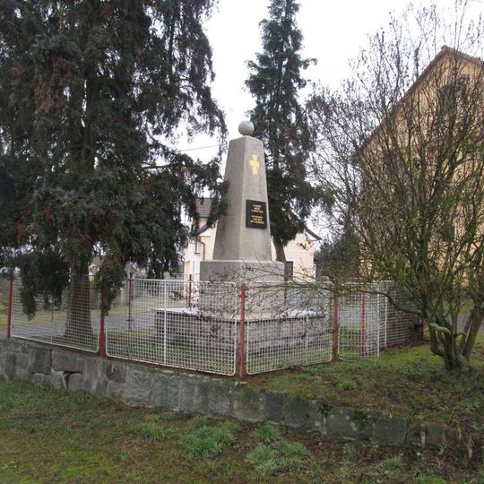 Pomník padlým v Telicích