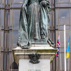 Statue of Queen Victoria