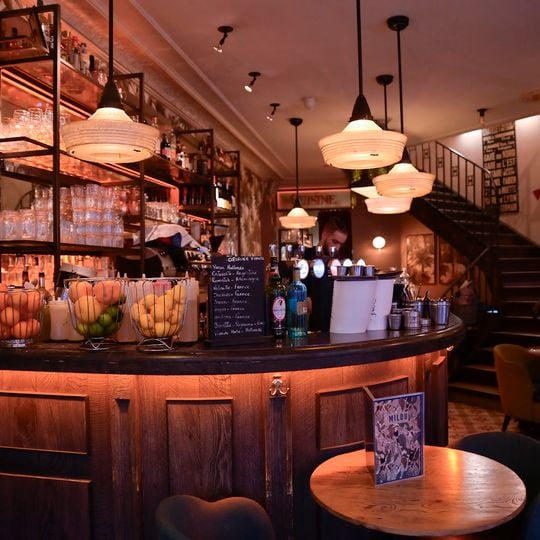 Café Milou Bastille