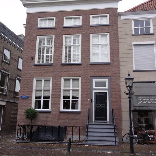 Rogstraat 47, Grave