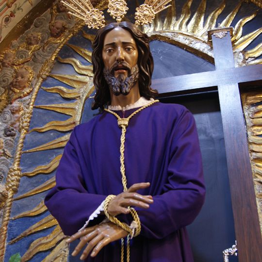 Hermandad de nazarenos de Jesús Redentor ante Caifás y Nuestra Señora de la Estrella de Ávila