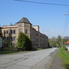 Prof.-Krumbholz-Straße 10a; 12