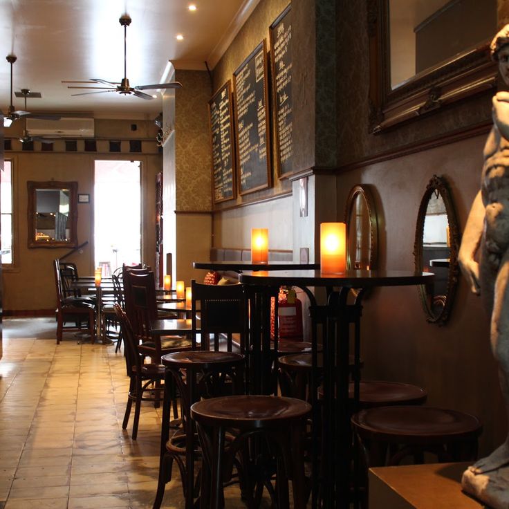 Cabinet Bar and Balcony