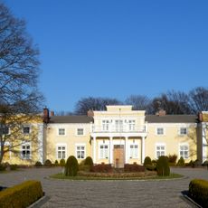 Manor in Wielgie