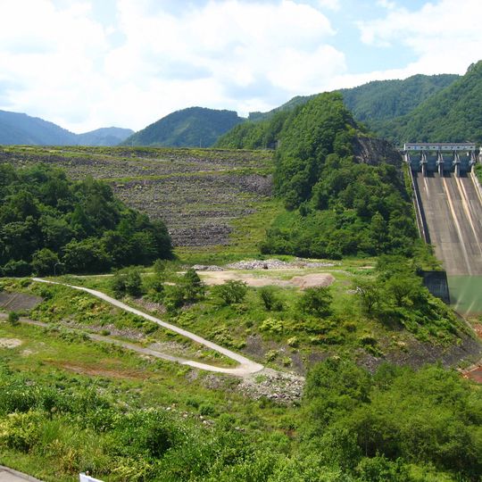 Makio Dam
