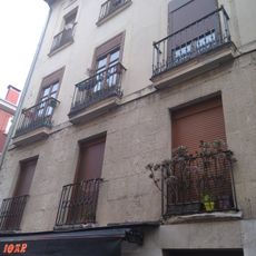 Casa Cuchillería 36