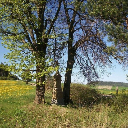 Kříž u Leopoldova