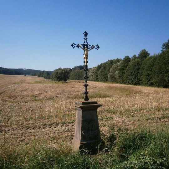 Kříž v Hrabišíně na západním kraji obce