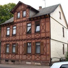 Mehrfamilienhaus