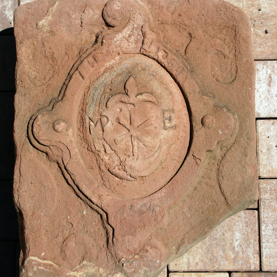 Wappenstein des Abts Martin Krays von Seligenstadt