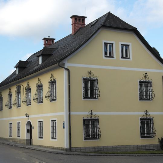 Pfarrhof