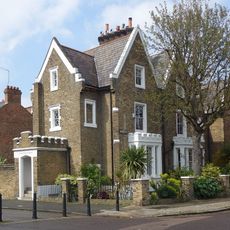 13-20, De Beauvoir Square N1