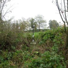 Kříž jihozápadně od Újezdce u Planinského rybníka