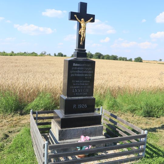 Kříž rodiny Lysých u Kojatína