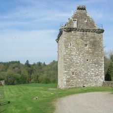 Gilnockie Tower