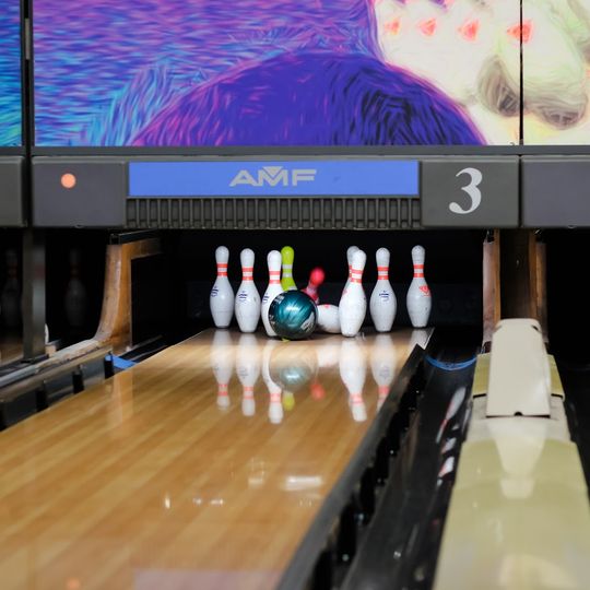 Brown Deer Lanes