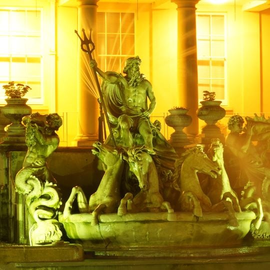 Neptune Fountain, Cheltenham
