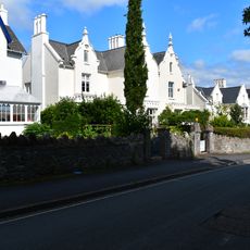 21 And 22, Courtenay Park Road