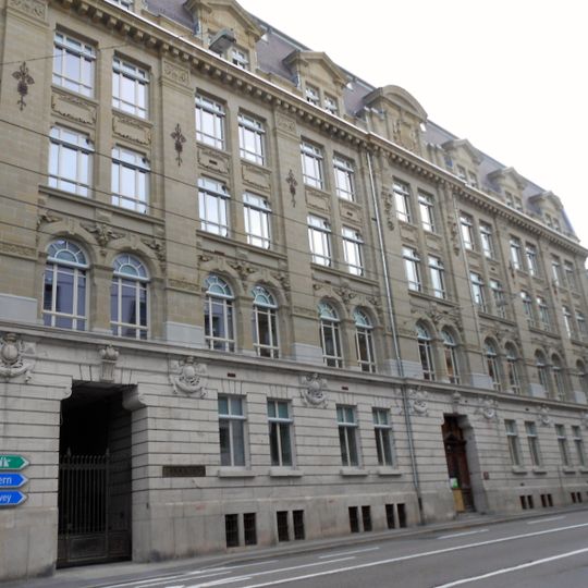 Universitäts-Poliklinik