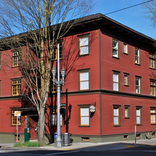 Harrison Court Apartments