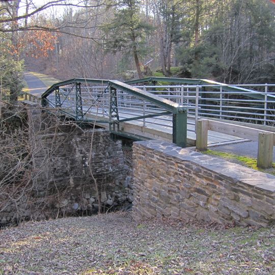 Ruhle Road Lenticular Metal Truss Bridge