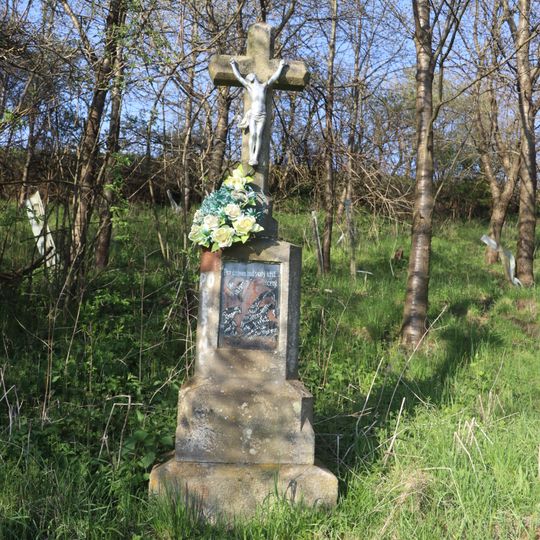 Kříž nad Bihankou u Rácovic