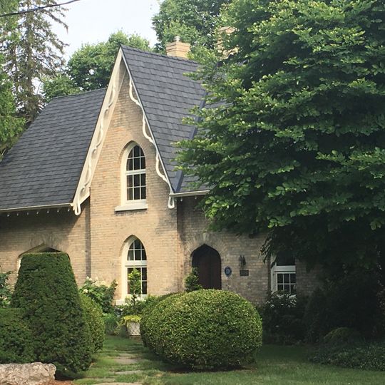 Thornwood/Becher House