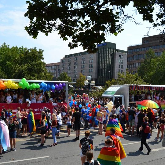 Magnus-Hirschfeld-Platz