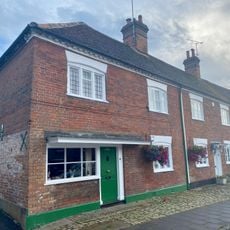 Ashley Cottage  Town Farmhouse