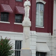 Searcy Confederate Monument
