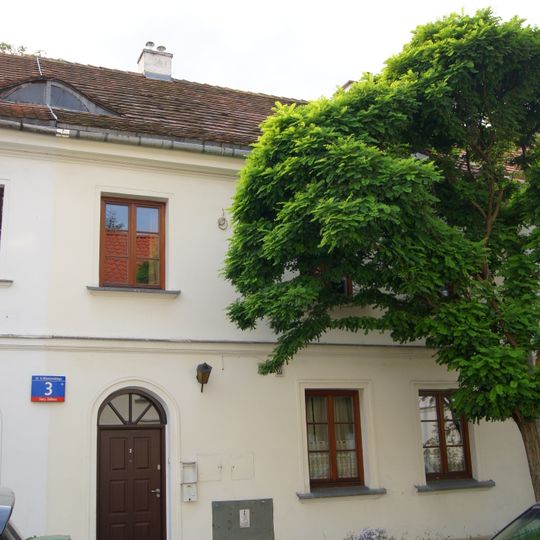 3/II, Wieniawskiego Street in Warsaw