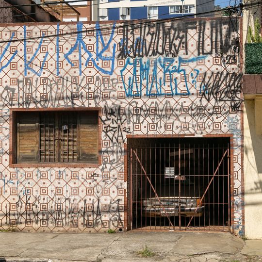 Imóvel à Rua Conceição Veloso, nº 34