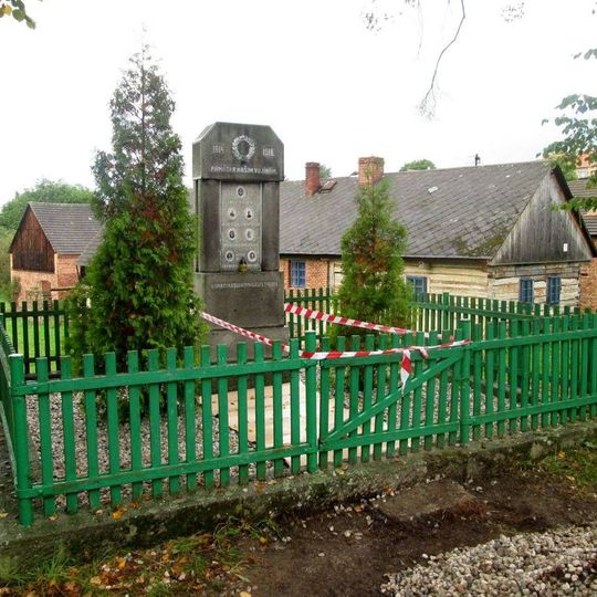 Pomník padlým v Horním Hradišti