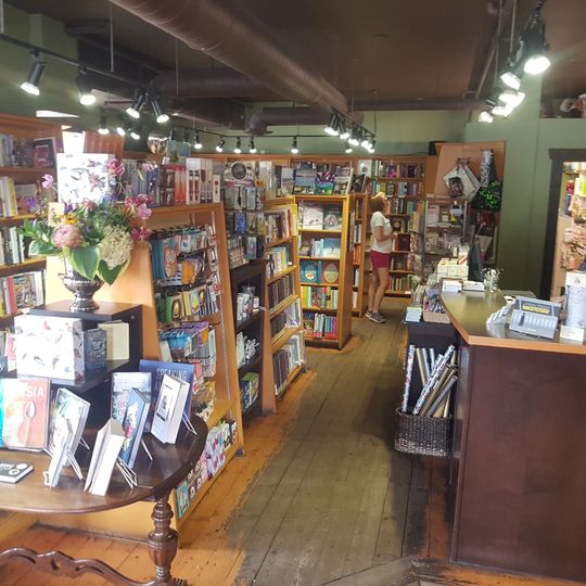 Wendel's Bookstore & Cafe
