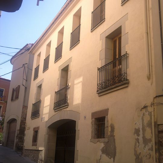 Building in carrer Bellit, 32