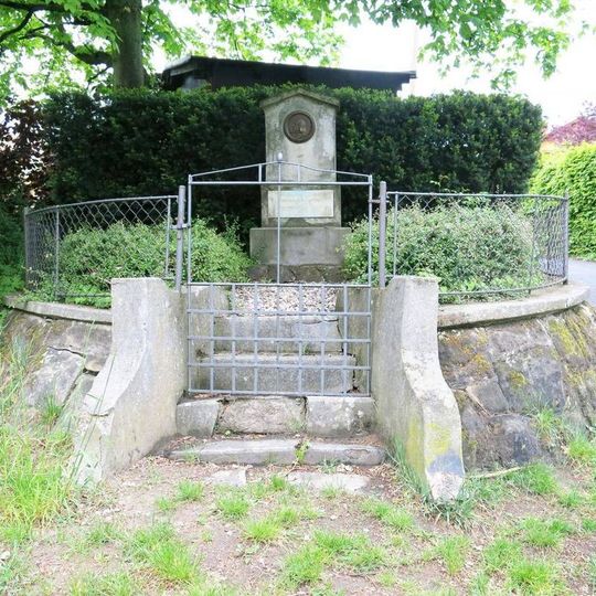 Pomník Jana Husa v Mašově u Turnova