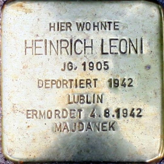 Stolperstein en memoria de Heinrich Leoni