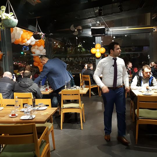 Özikizler Künefe İstanbul Acıbadem Şubesi